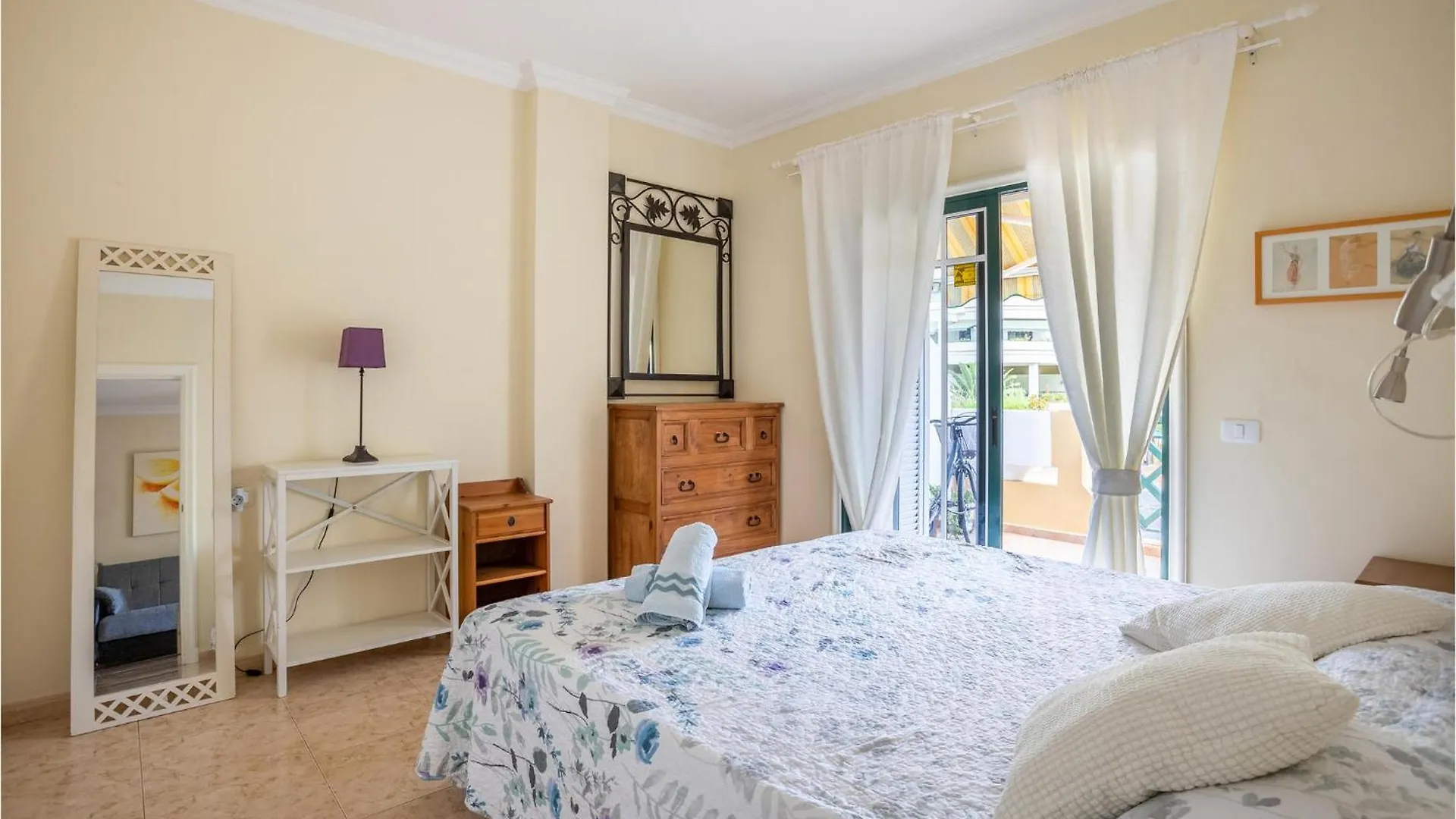 Awesome Apartment In Puerto De La Cruz With Wifi 0*, Puerto de la Cruz (Tenerife)